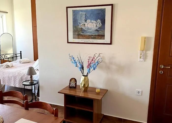 Near Piraiki Apartamento