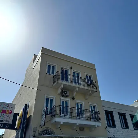 Near Piraiki 埃尔莫波利斯