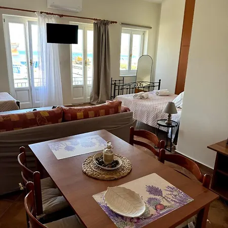 Apartment Near Piraiki