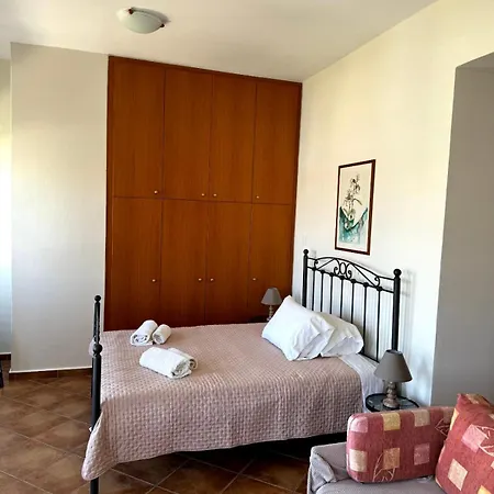 Near Piraiki 公寓 埃尔莫波利斯